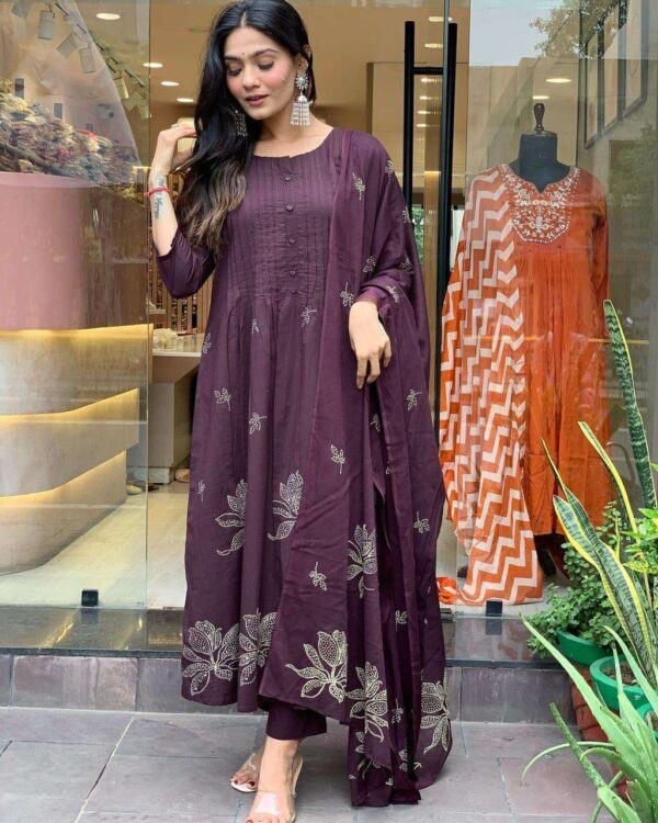 Floral Dreams ? Printed & Embroidered Cotton Dress (Size L) - Image 2