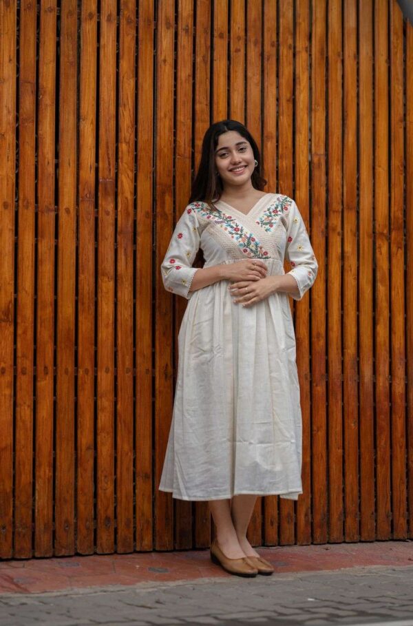 Artfully Adorned ? Women's XXL Dress in Cotton with Floral Embroidery(XL) - Image 5
