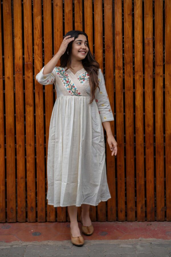 Artfully Adorned ? Women's XXL Dress in Cotton with Floral Embroidery(XL) - Image 7